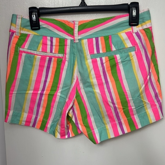 79. Lilly Pulitzer Women's Multicolor Striped Callahan Short, 3” front zip, Sz 2 - Picture 2 of 10